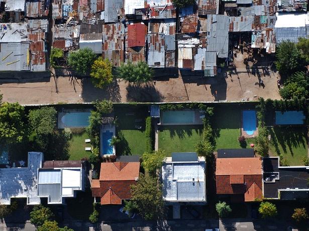 gated-community-in-buenos-aires